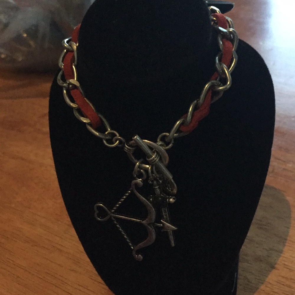 New Toggle charm chain bracelet